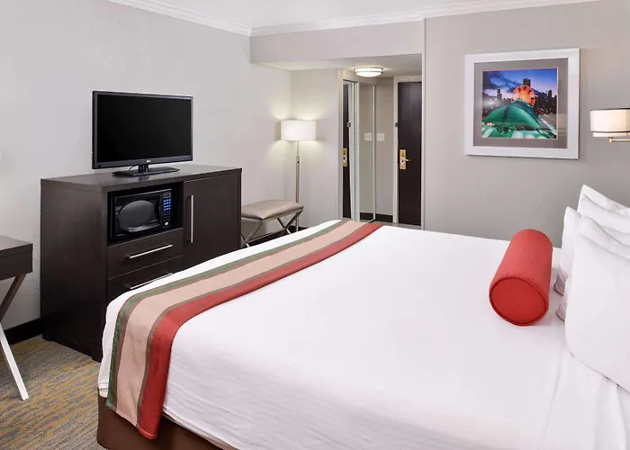 Hotel Western At O'hare 3*